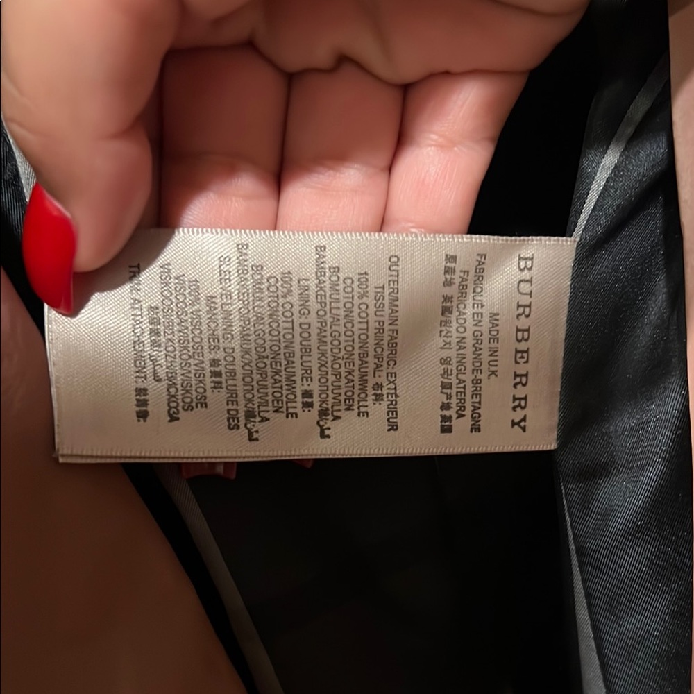 Burberry Pink Trench Coat Classic Design - Picture 5 of 7